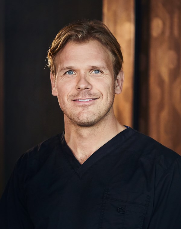 Dr. Lars Gullestad